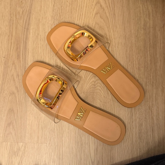 zara embellished vinyl flat sandals - Picture 3 of 4